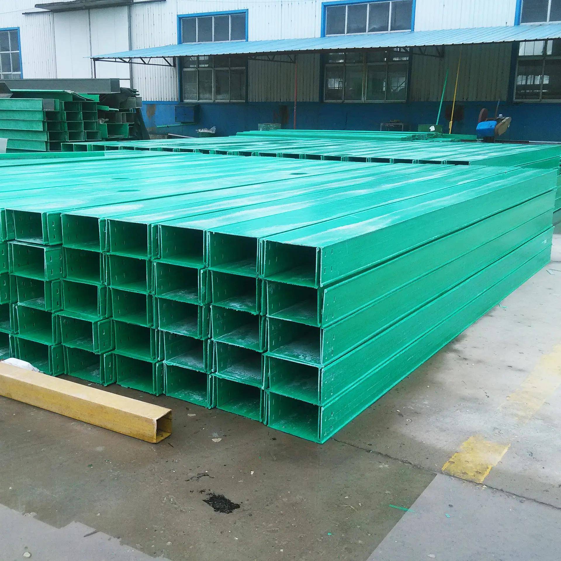 復合型玻璃鋼電纜橋架管箱選用規(guī)范_敷設(shè)_進行_國家標準